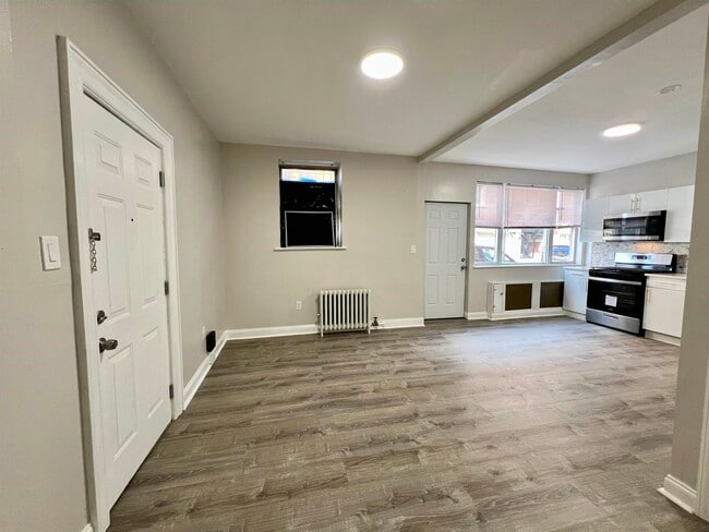 Photo - 6002 Hudson Ave Unidad 1A