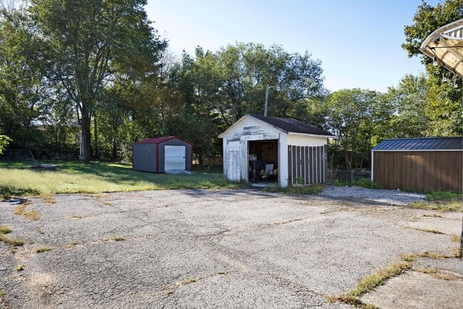 Photo - 211 N Mantle Ave