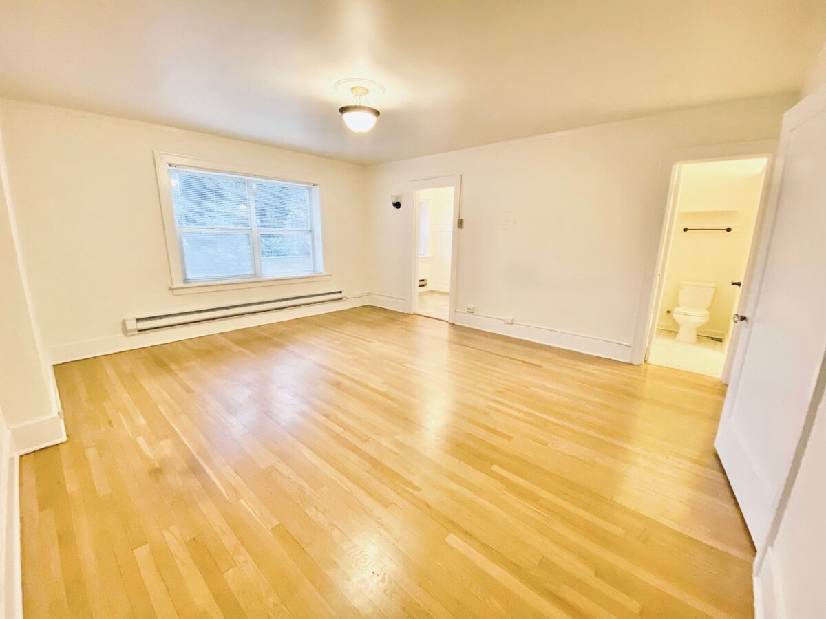 Photo - Belmont Apartments