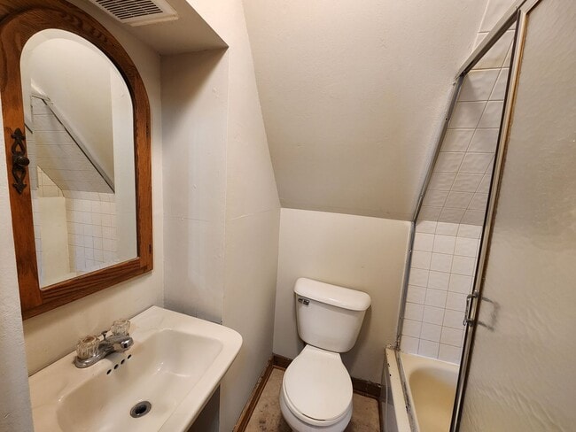 Photo - 705 E Montgomery St Unit 3