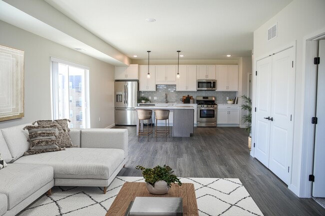 Building Photo - Arris Blaine Rental