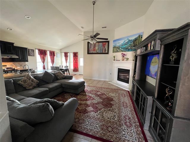 Photo - 1112 Berwick Ct