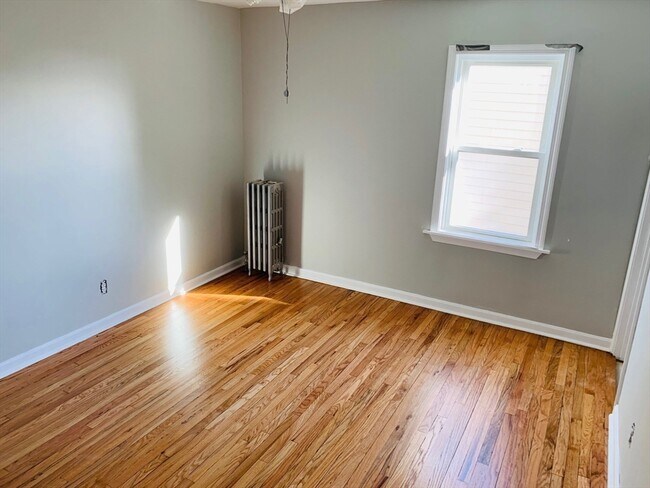 Photo - 10 Chapman St Unit 1