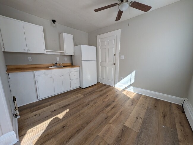 Photo - 2908 Memorial Ave