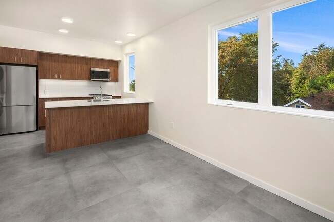 Photo - Fremont View: Modern Classic Collection