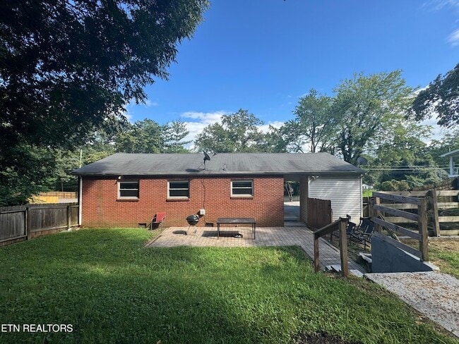 Photo - 3253 Buffat Mill Rd