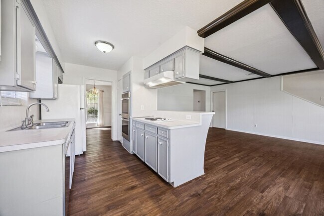 Photo - 12826 Westmere Dr