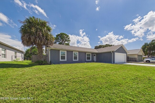 Photo - 282 Umber St NW