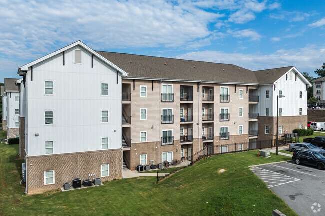 Primary - Bolton Park