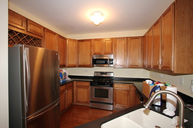 Photo - 228 Springbrook Trail S