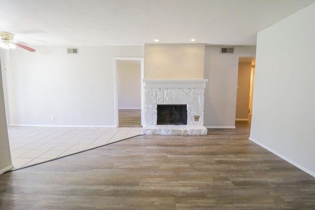 Photo - 2 Bed | 2 Bath in Central Tulsa!