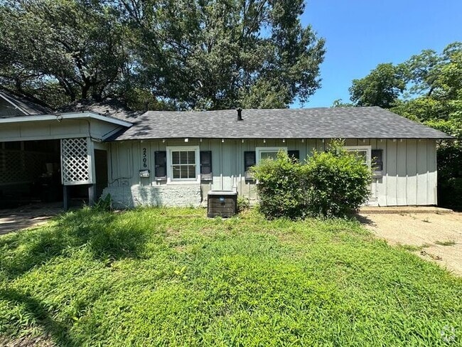 Building Photo - Cozy 1-Bedroom, 1-Bath Gem Near the Azalea... Rental