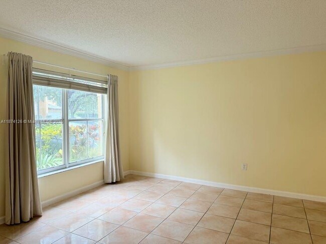 Photo - 239 Mahogany Terrace