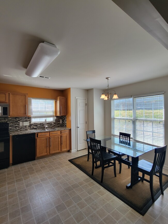 Photo - 3742 Horseshoe Farm St