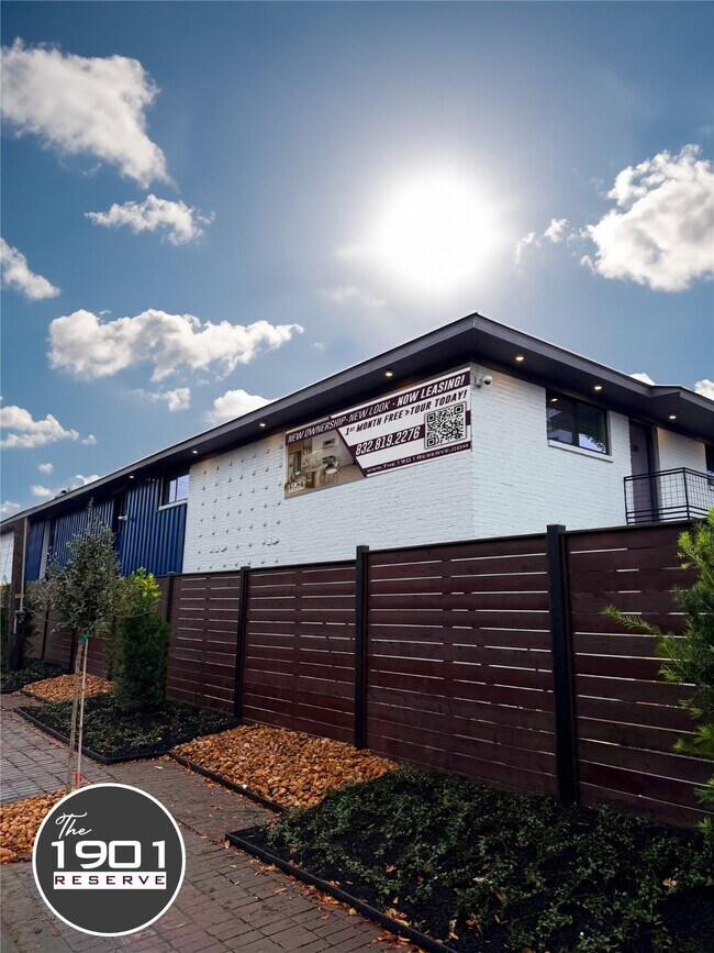 Photo - 1901 Richmond Ave. Unidad 37