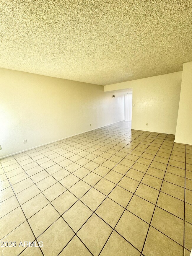 Photo - 615 S 3rd St