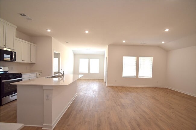 Photo - 557 Colorado St