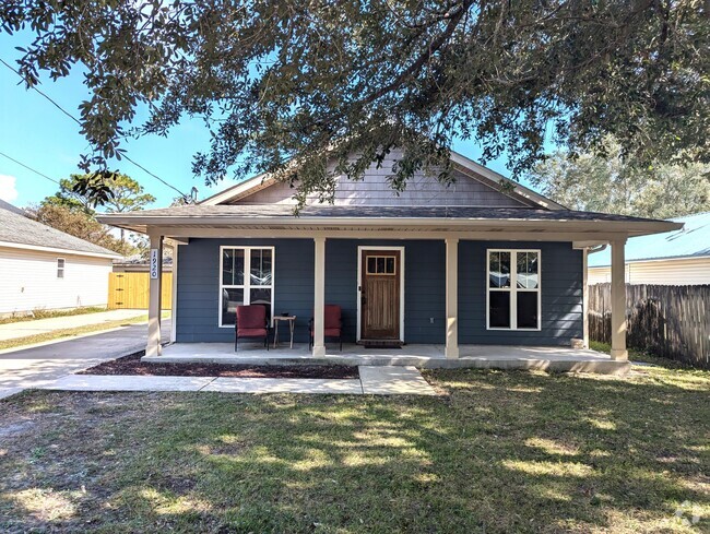 Building Photo - 1920 Esplanade St Rental