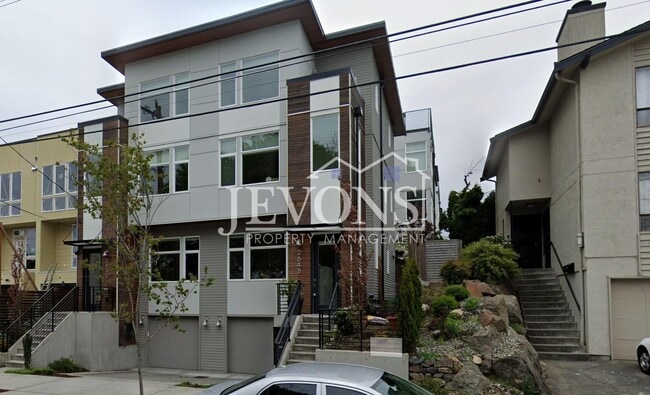 Building Photo - Coming soon - 3 Bedroom, 2.5 Bathroom 3-Story Townhouse Across From Adams Elementary School
