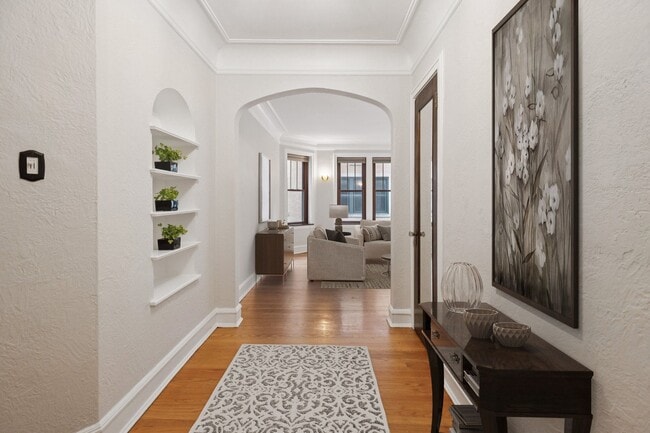 Photo - 1221 W Granville Ave Unit 2B