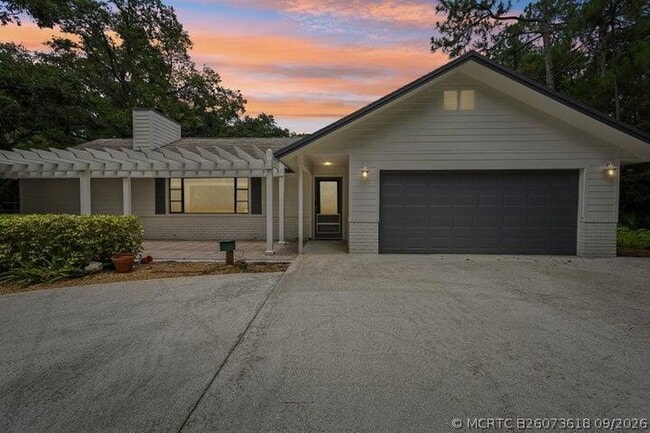 Building Photo - 16700 96th Terrace N