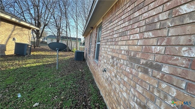 Photo - 212 Dale Earnhardt Dr