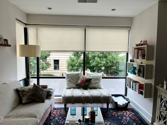 Photo - 1634 14th St NW Unidad 202