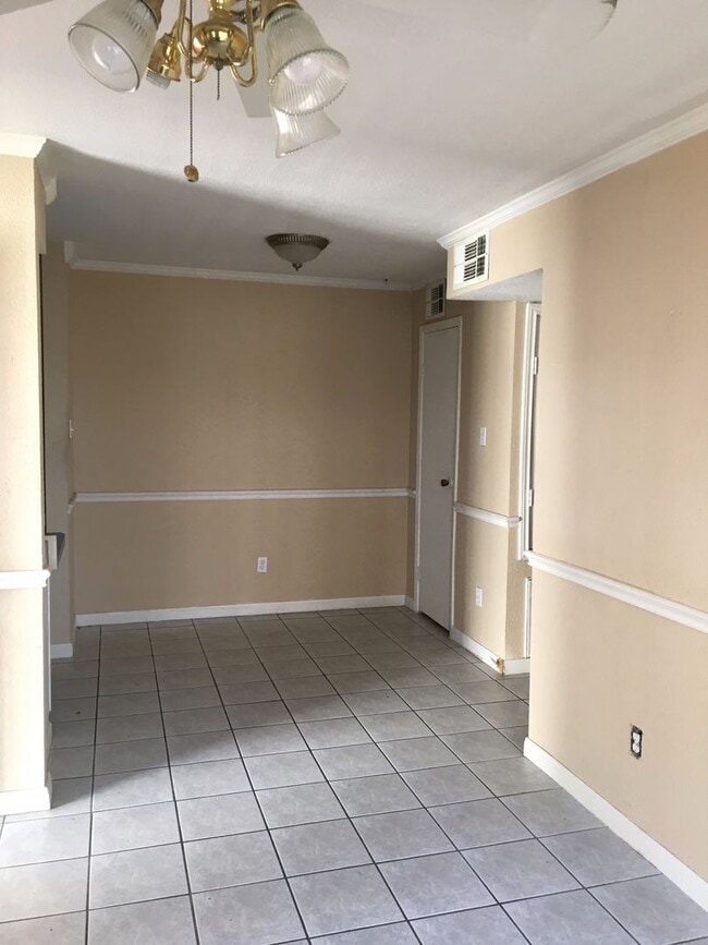 Photo - 2 BR 1 BA Condo - Downstairs