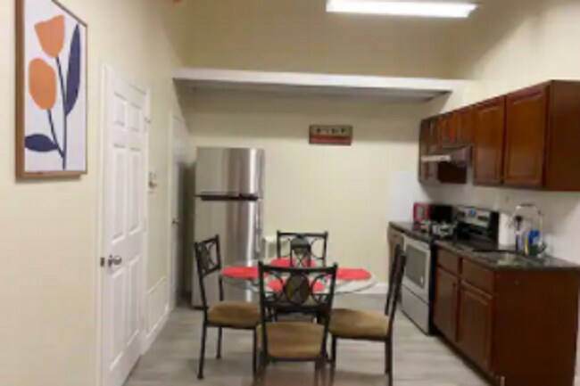Photo - 763 S 13th St Apartamento Unidad 1st fl