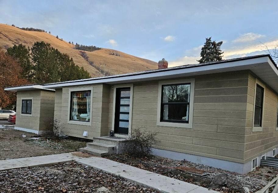 Photo - 675 North Ave E