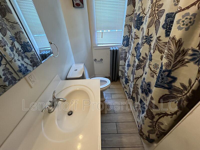 Photo - 4 Glenway St Unit 1-1