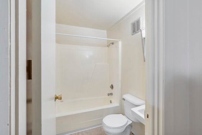 Falcon Way Townhomes
