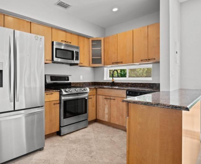 Photo - 11222 NE 9th Ave