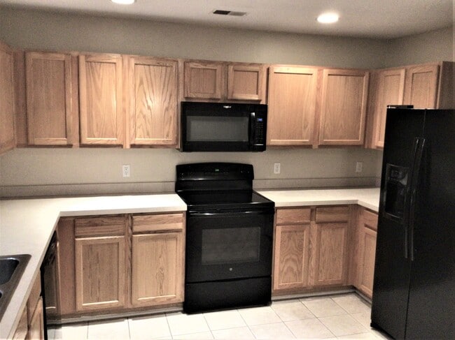 Photo - 9 Long Leaf Ct