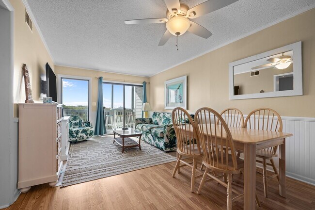 2111 W Fort Macon Rd