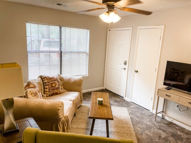 Photo - Newly Updated Furnished 2 bed 1 bath