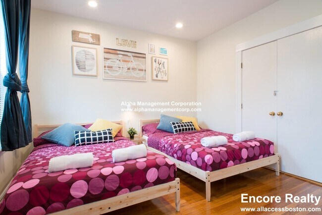 Photo - 58 Queensberry St Unit 16