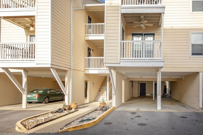 Photo - Harbor Landing rental with boat slip, great amenities, and a gated waterfront community lifestyle.