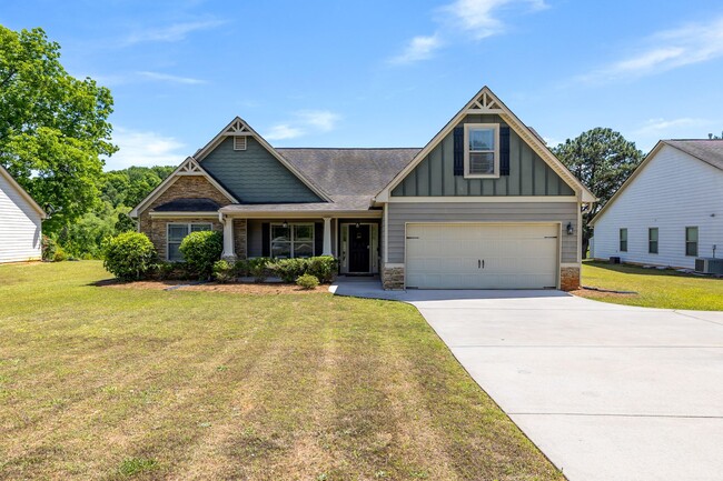 Photo - 4BR Craftsman on Pye Lake! Available Furnished or Unfurnished