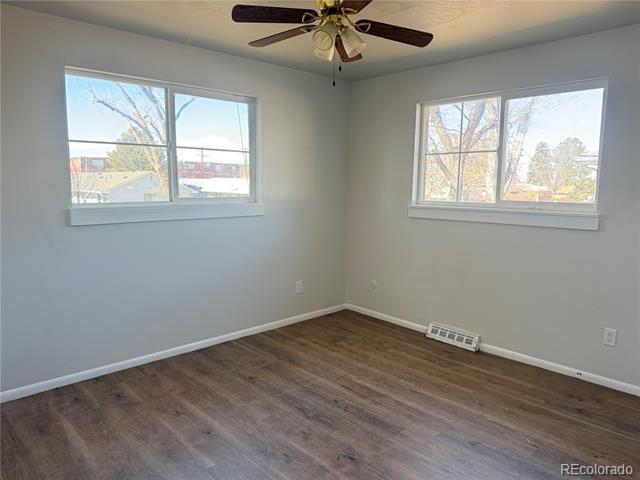 Photo - 1166 Akron St