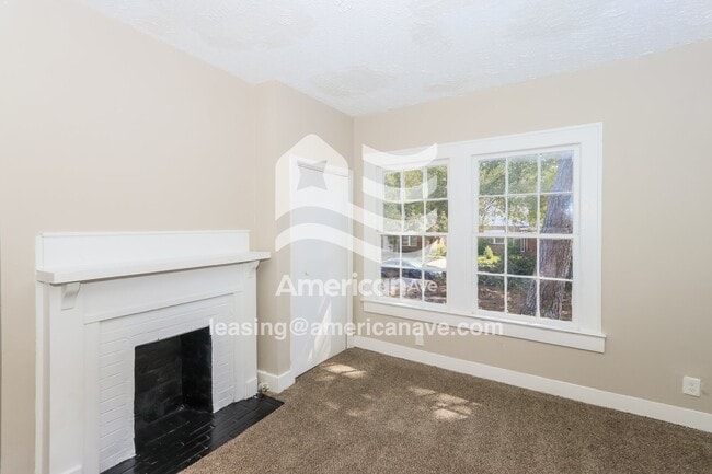 Photo - 1369 Winton Ave