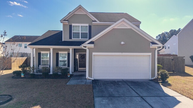 Building Photo - 225 Urbano Ln