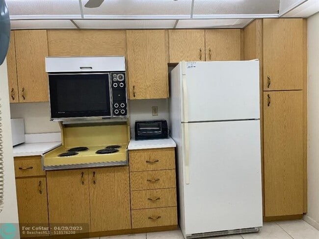 Photo - 9423 S Hollybrook Lake Dr Unit 203