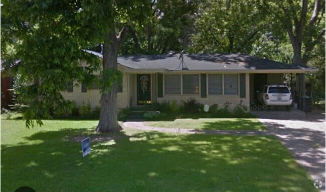 Building Photo - 3415 36th Pl Rental