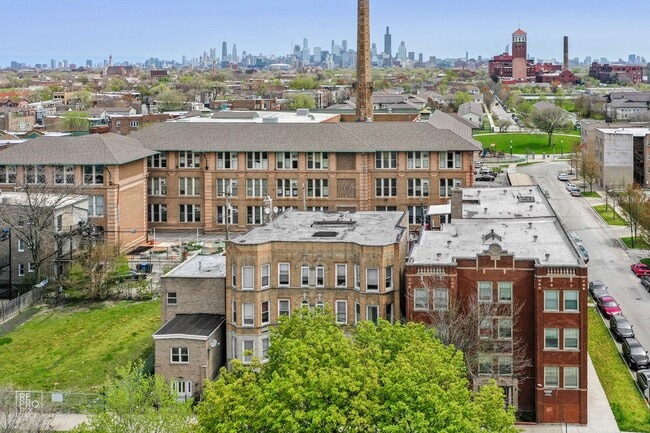 Photo - 819-21 S Independence Blvd Chicago, IL 60624