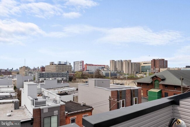 Photo - 809 Diamond St