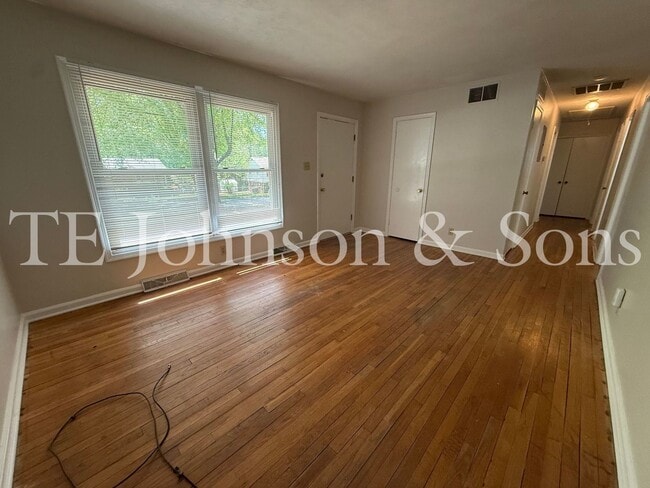 Photo - 3BR Home with Stainless Steel Appliances, Hardwood Floors & Carport