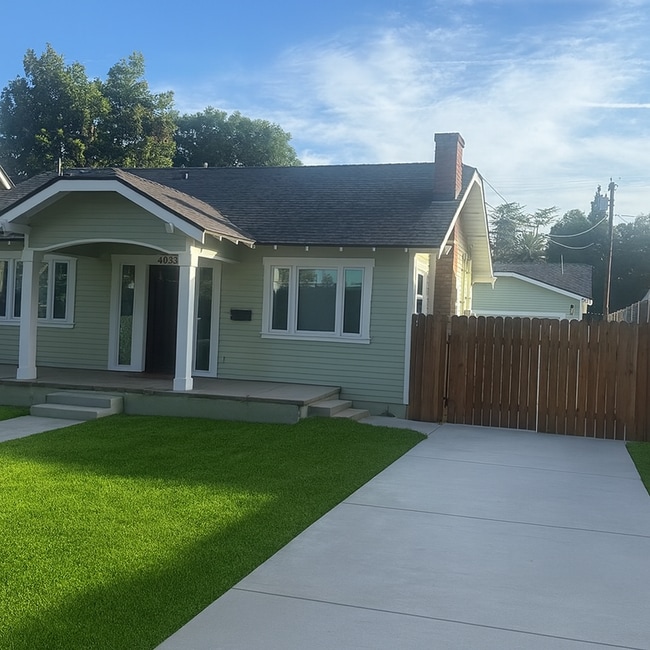 Building Photo - 4033 Linwood Pl