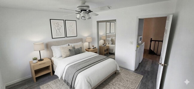 Photo - 325 Bayview Point