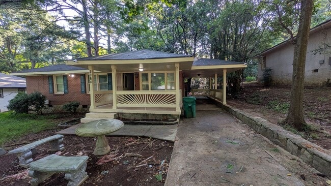 Building Photo - 2068 E Lilac Ln Rental